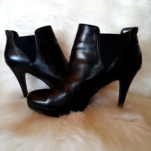 Jessica Simpson black booties